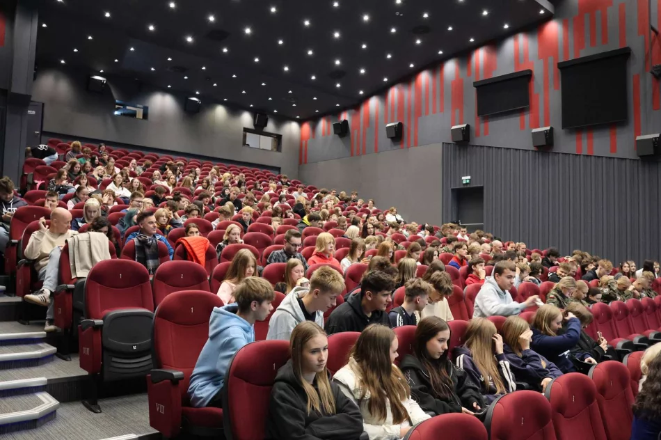 Konferencja „Hejt, Przemoc, Zazdrość – To możesz być Ty!” w Limanowskim Domu Kultury - zdjęcie 3
