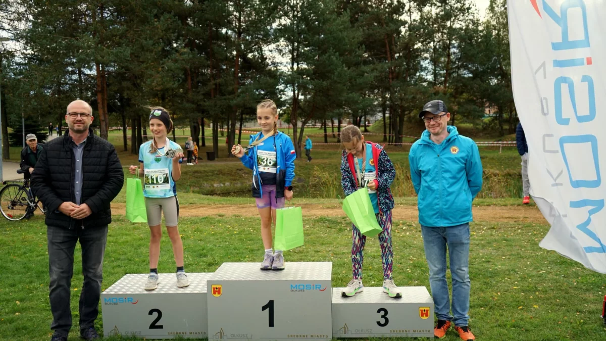 Klara Matras zwyciężyła w Olkuszu. Udany start zawodników z regionu/Fot.: KS Limanowa Forrest (Facebook).