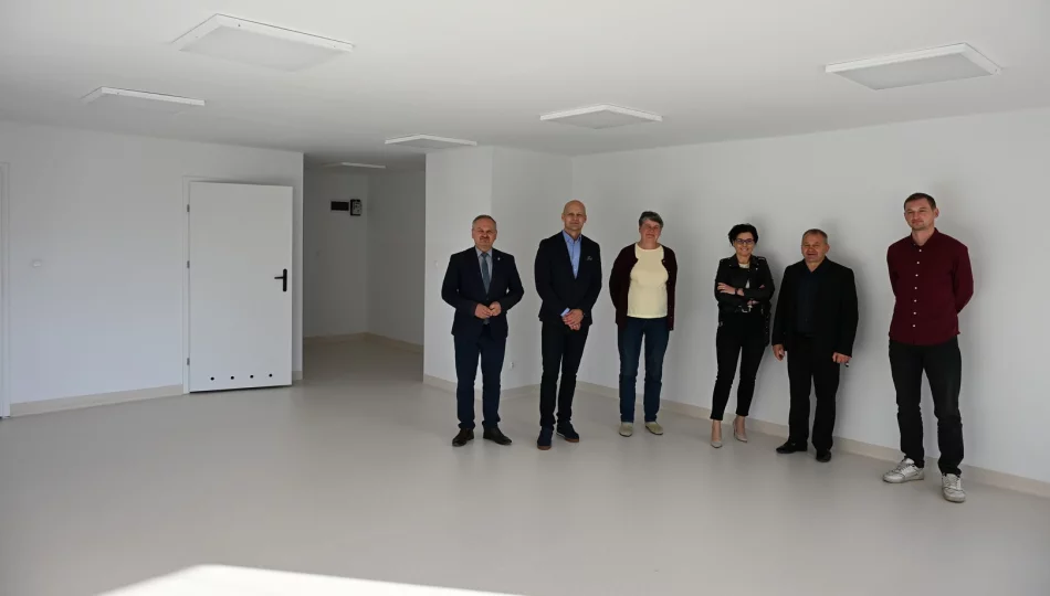 Nowa sala zajęciowa w Szkole Podstawowej w Pasierbcu - zdjęcie 1