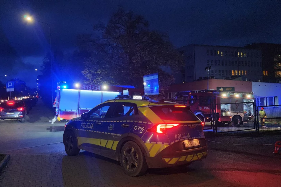 Pożar przy szpitalu, na miejscu 5 zastępów straży i policja - zdjęcie 4
