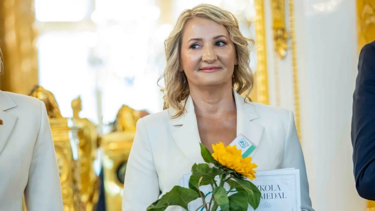 “Łowczyni talentów”. Jej klasa to agora, plan filmowy i scena