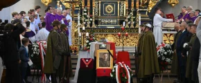 Po 61 latach gen. Giza spoczął w rodzinnym grobowcu - zdjęcie główne
