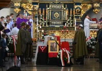 Po 61 latach gen. Giza spoczął w rodzinnym grobowcu - zdjęcie główne