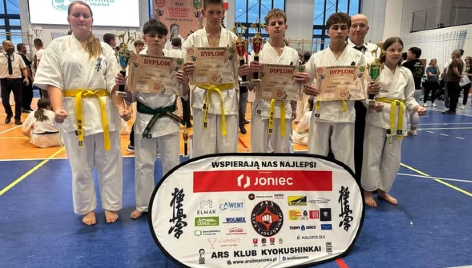 Cztery medale karateków ARS Limanowa – JONIEC Team na 42. Pucharze Polski Karate Kyokushin - zdjęcie 1