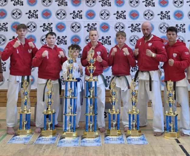 Sześć medali zawodników Limanowskiego Klubu Kyokushin Karate na Mistrzostwach Unii Europejskiej w Niemczech - Zdjęcie główne
