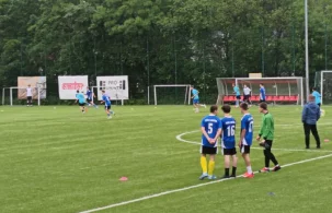 Szkoły średnie walczyły o piłkarskie mistrzostwo powiatu - Zdjęcie główne