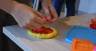 Biblioteka miejska rozpoczęła cykl spotkań „Spotkajmy się” w ramach projektu „Biblioteka dla Każdego” - zdjęcie 2