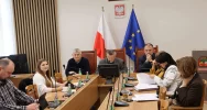 Bezpieczeństwo w miejskich placówkach oświatowych tematem wspólnego posiedzenia komisji Rady Miasta - zdjęcie 5