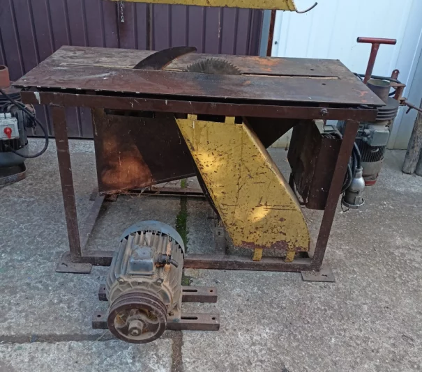 piła stołowa, krajzega ZREMB - 5,5 kW - Zdjęcie główne