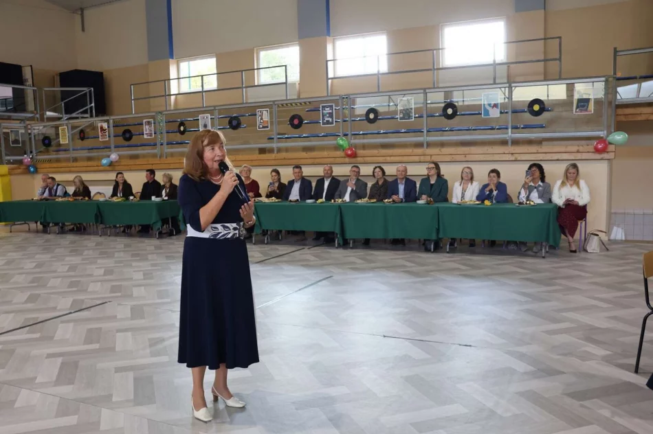Potańcówka w stylu lat 70. i apel do samorządów - zdjęcie 7
