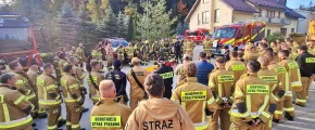 Dwa kilometry linii gaśniczej. Strażacy ćwiczyli w kamieniołomie - zdjęcie główne