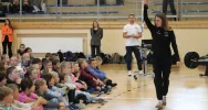 „Na fali” z mistrzynią – Klaudia Zwolińska spotkała się z uczniami Szkoły Podstawowej nr 3 - zdjęcie 5