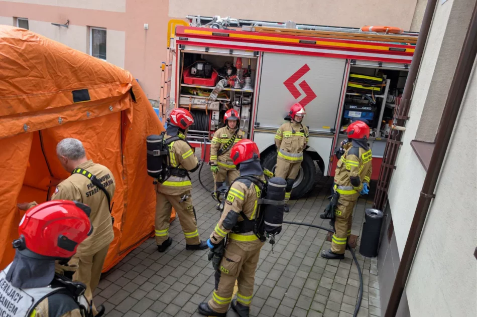 Podejrzana przesyłka w skarbówce. Służby ćwiczyły reakcję - zdjęcie 2