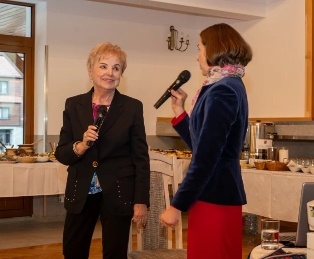 Z Olszówki na pokład Batorego i z powrotem. Niezwykłe spotkanie z Haliną Matras - Zdjęcie główne