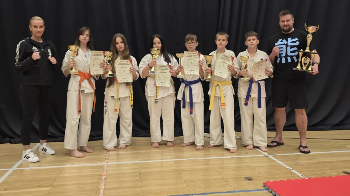 Sześć medali i trzecie miejsce drużynowe Limanowskiego Klubu Kyokushin Karate w Pucharze Polski Kenbukai