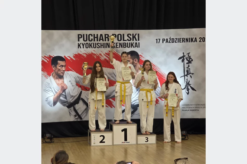Sześć medali i trzecie miejsce drużynowe Limanowskiego Klubu Kyokushin Karate w Pucharze Polski Kenbukai - zdjęcie 5