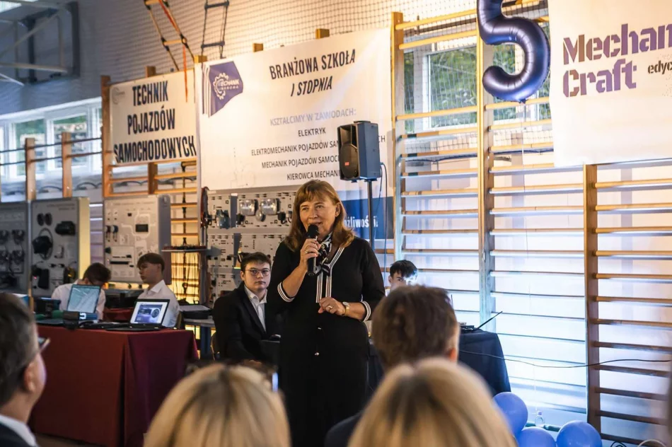 Technologia, edukacja i pasja – trwa piąta edycja „MechanCraft” w Limanowej - zdjęcie 4