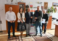 Nowe oświetlenie boisk i instalacja OZE w Siekierczynie - zdjęcie główne