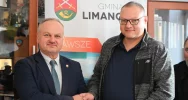 Nowe oświetlenie boisk i instalacja OZE w Siekierczynie - zdjęcie 4