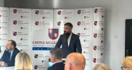 Rada Gminy w jednej osobie. Tak wyglądało posiedzenie po referendum - zdjęcie 2