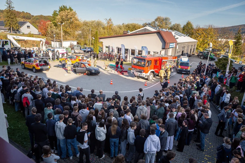 Blisko 800 ósmoklasistów na MechanCraft  - zdjęcie 5