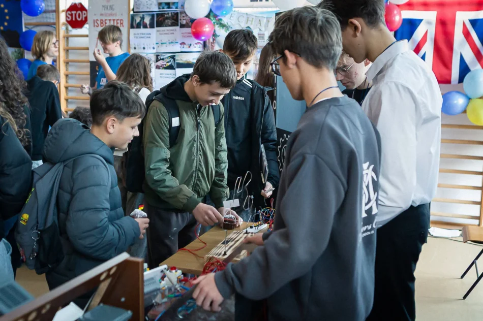 Blisko 800 ósmoklasistów na MechanCraft  - zdjęcie 32