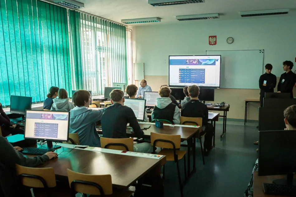 Blisko 800 ósmoklasistów na MechanCraft  - zdjęcie 43