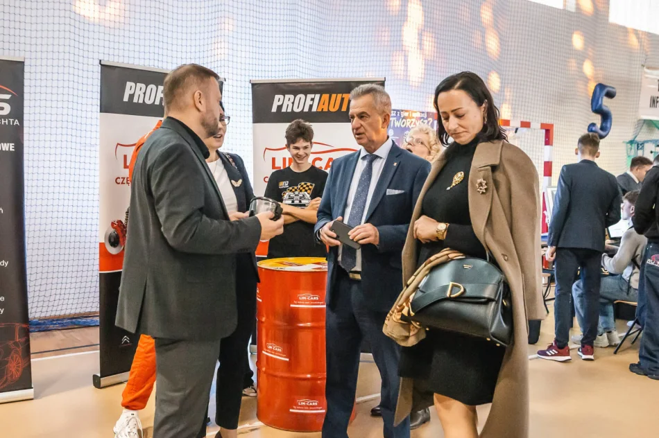 Blisko 800 ósmoklasistów na MechanCraft  - zdjęcie 78
