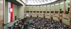 Sejm nie zniósł dwukadencyjności. Jak głosowali nasi posłowie? - zdjęcie główne