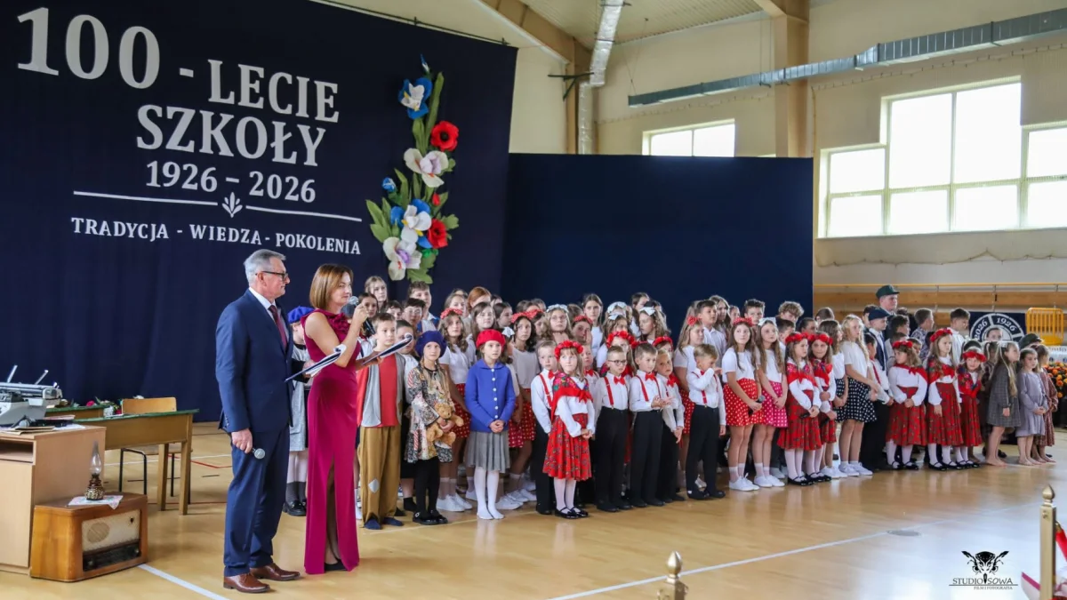 Obchody jubileuszu 100-lecia Szkoły Podstawowej im. Stanisława Wyspiańskiego w Rupniowie