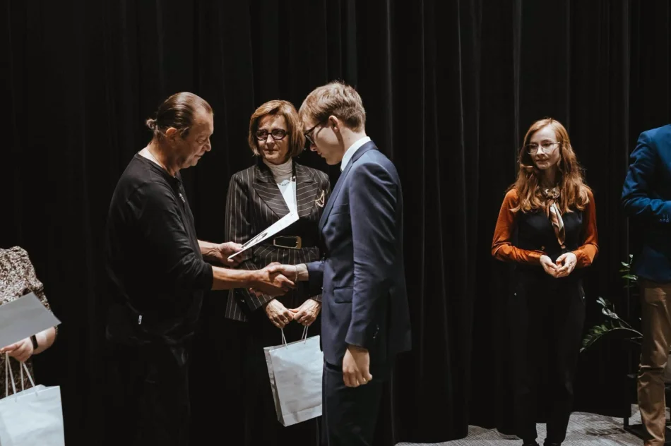 Spotkanie z poezją Baczyńskiego - jury wybrało laureatów - zdjęcie 14