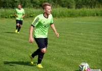 Młody obrońca, groźny w akcjach ofensywnych - zdjęcie główne