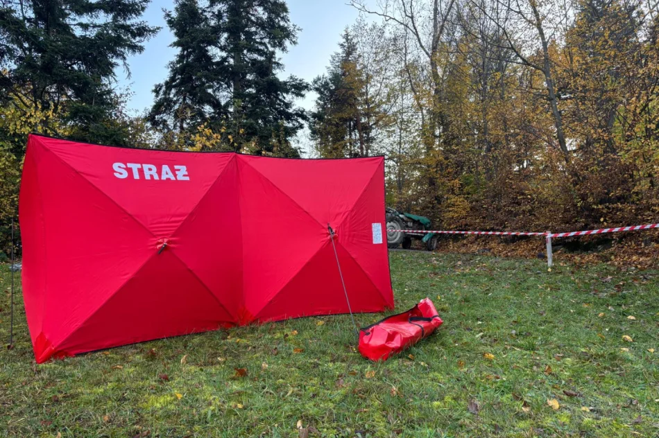 Tragedia na drodze: 63-latek zginął przygnieciony przez ciągnik - zdjęcie 4