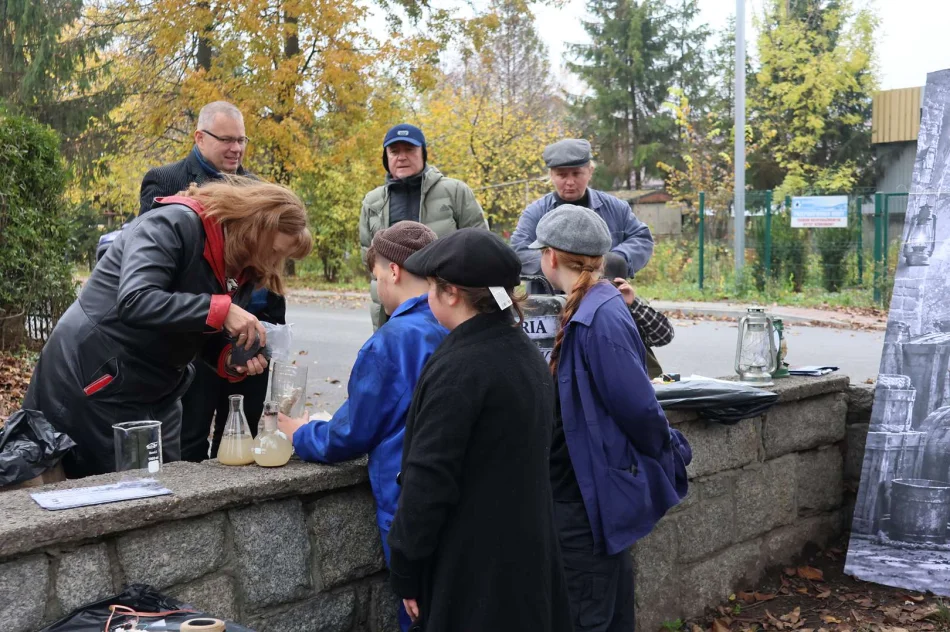 Śladami ks. Józefa Jońca – gra terenowa w ramach obchodów 70. rocznicy jego śmierci - zdjęcie 7