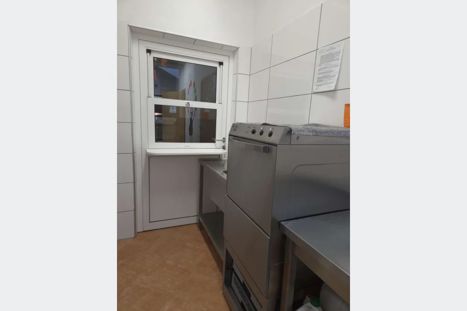  Inwestycje w Miejskim Przedszkolu nr 2 – modernizacja kuchni, kotłowni i nawierzchni podwórka - zdjęcie 14