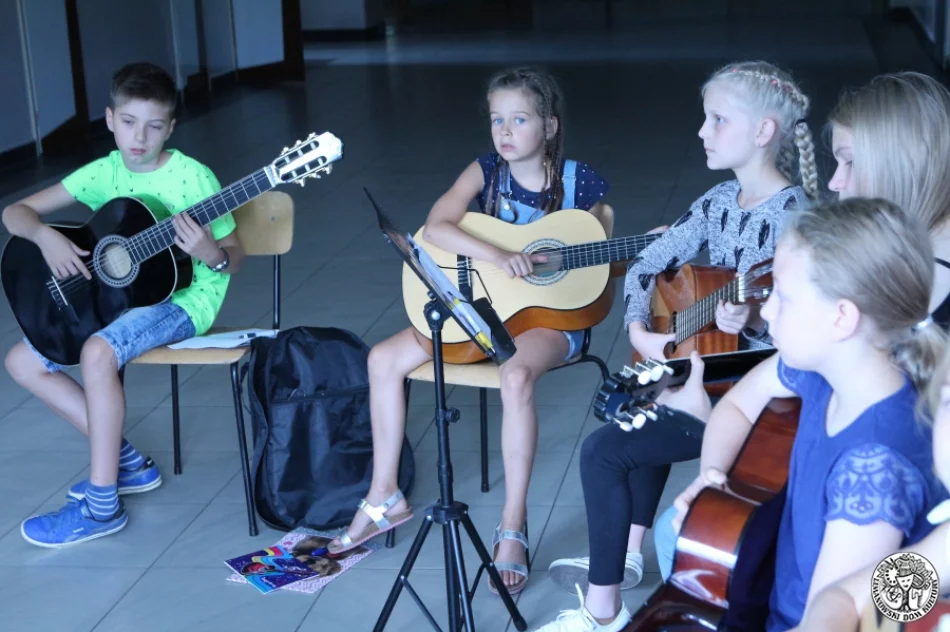 Najmłodsi rozwijali swoje umiejętności podczas wakacyjnych warsztatów w LDK - zdjęcie 4