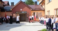 Inauguracja nowego roku szkolnego w nowym budynku szkoły - zdjęcie 5