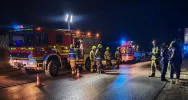 Nocne zderzenie z drzewem. Kierowca trafił do szpitala - zdjęcie 2