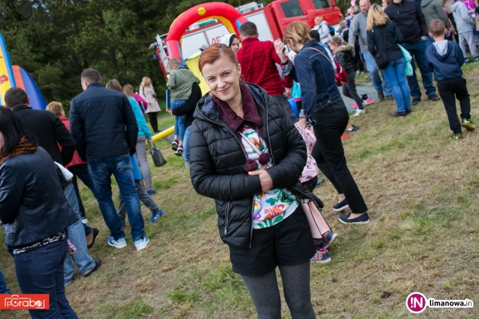 Powiatowy Dzień Dziecka w Zalesiu - zdjęcie 10