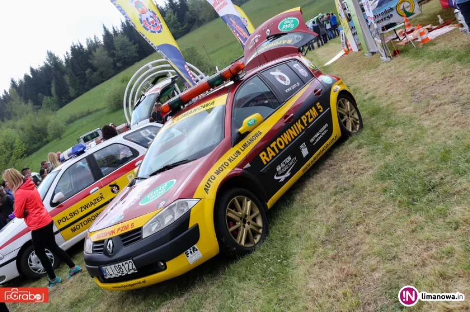 Powiatowy Dzień Dziecka w Zalesiu - zdjęcie 15