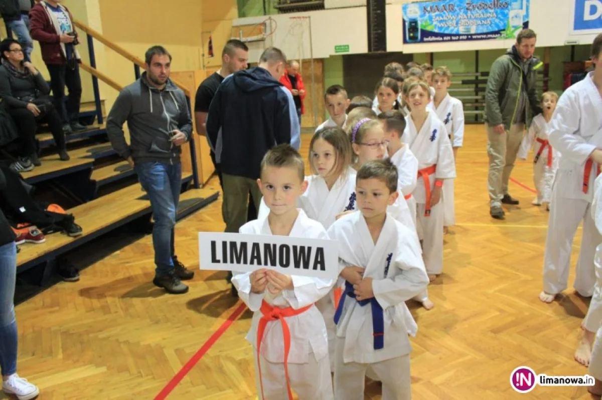 18 medali limanowskich karateków w Grand Prix Beskidów