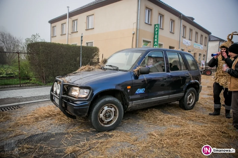 Dziady Śmiguśne 2017 w Dobrej - zdjęcie 5