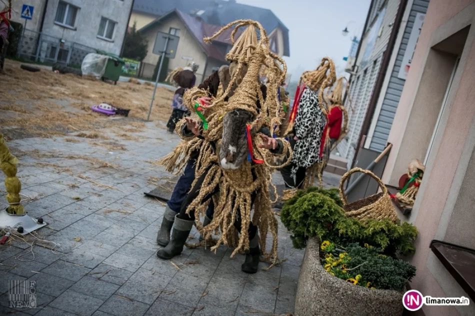 Dziady Śmiguśne 2017 w Dobrej - zdjęcie 15