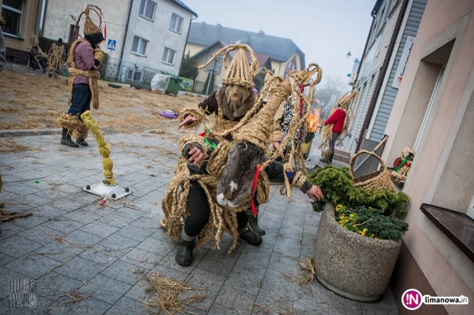 Dziady Śmiguśne 2017 w Dobrej - zdjęcie 17