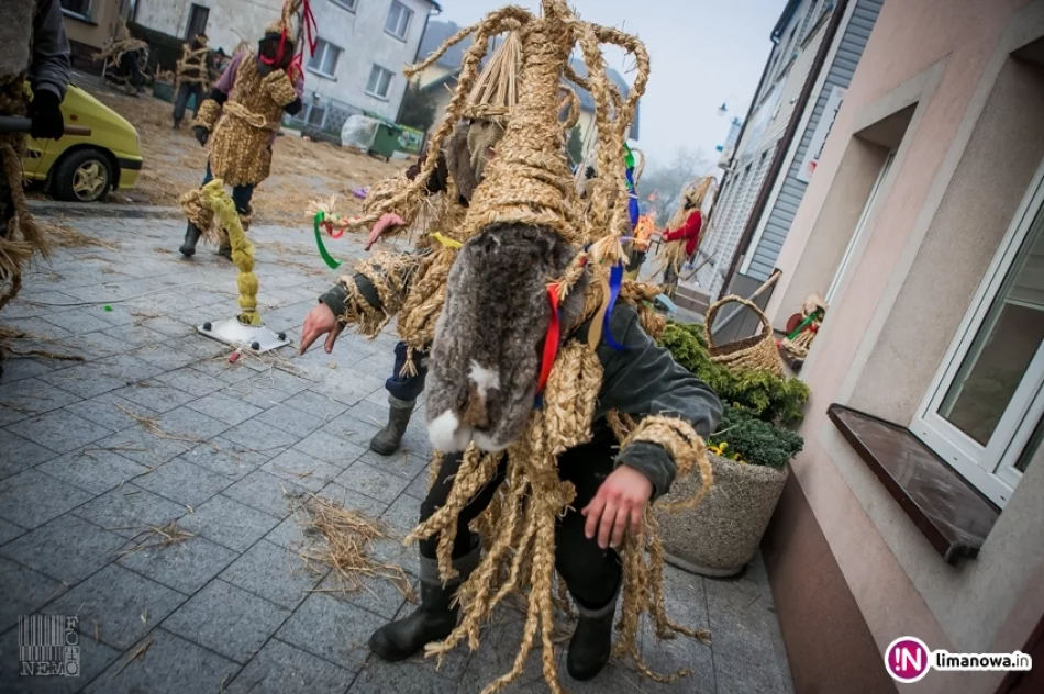Dziady Śmiguśne 2017 w Dobrej - zdjęcie 18