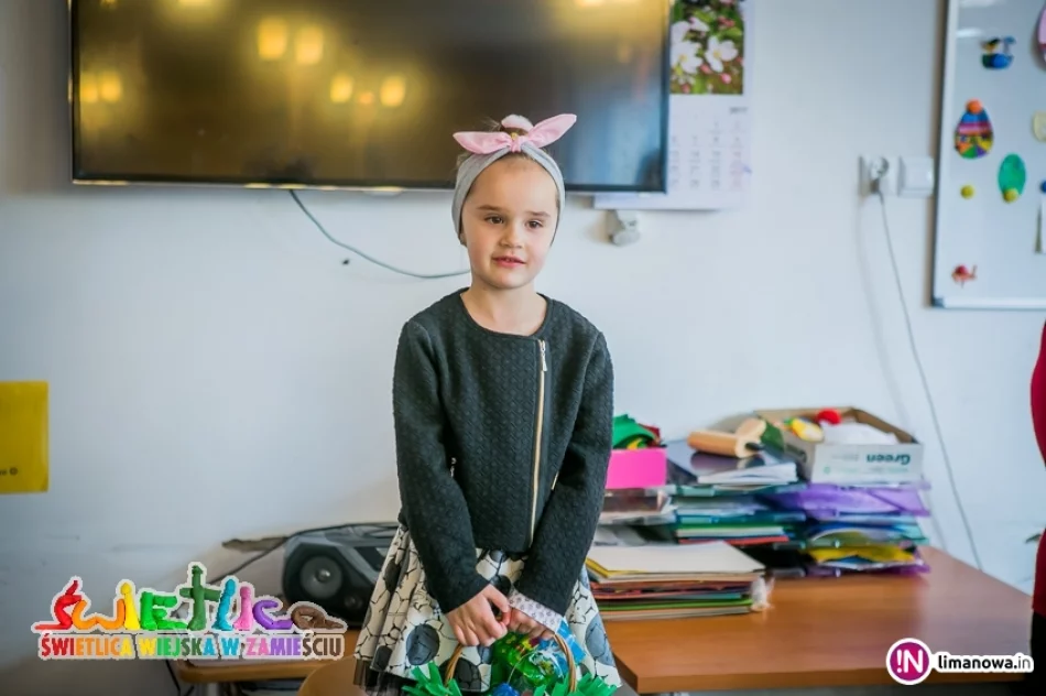 Święcenie pokarmów w Świetlicy Wiejskiej w Zamieściu - zdjęcie 5