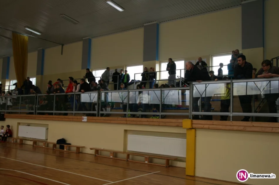 Halowe Mistrzostwa OZPN Nowy Sącz w kategorii skrzatów i żaków 2017 - zdjęcie 7