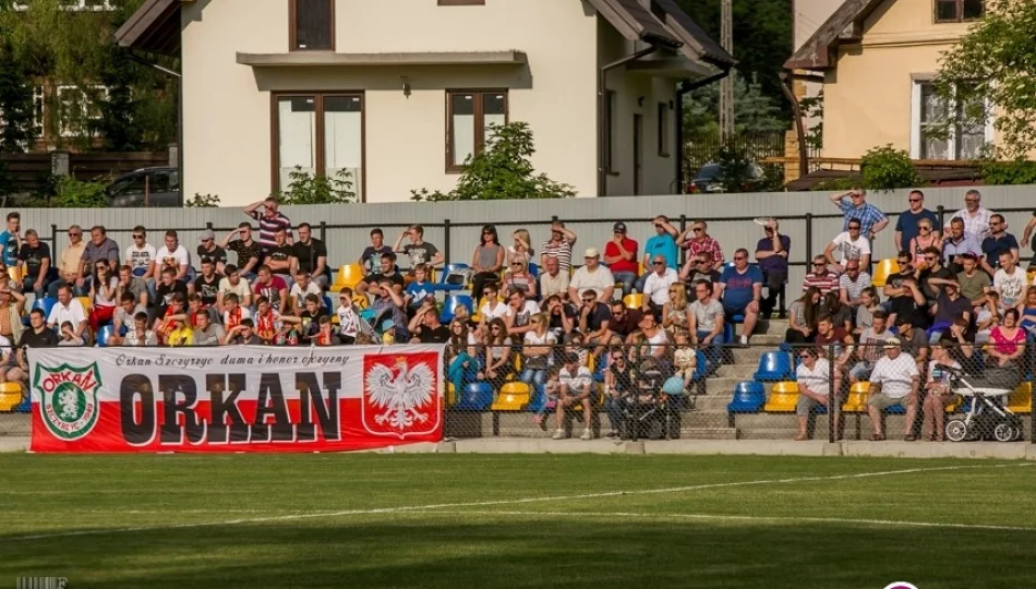 Orkan w Tarnowie kończył mecz w dziewiątkę - zdjęcie 1