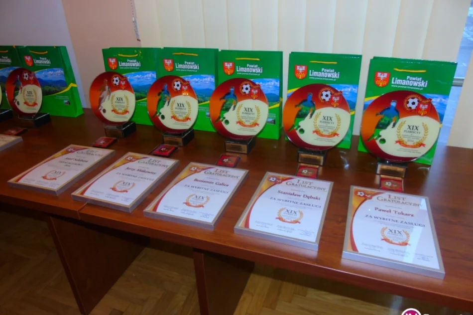 Podsumowanie XIX Plebiscytu na Najpopularniejszego Piłkarza i Trenera Ziemi Limanowskiej w 2016 roku. - zdjęcie 2