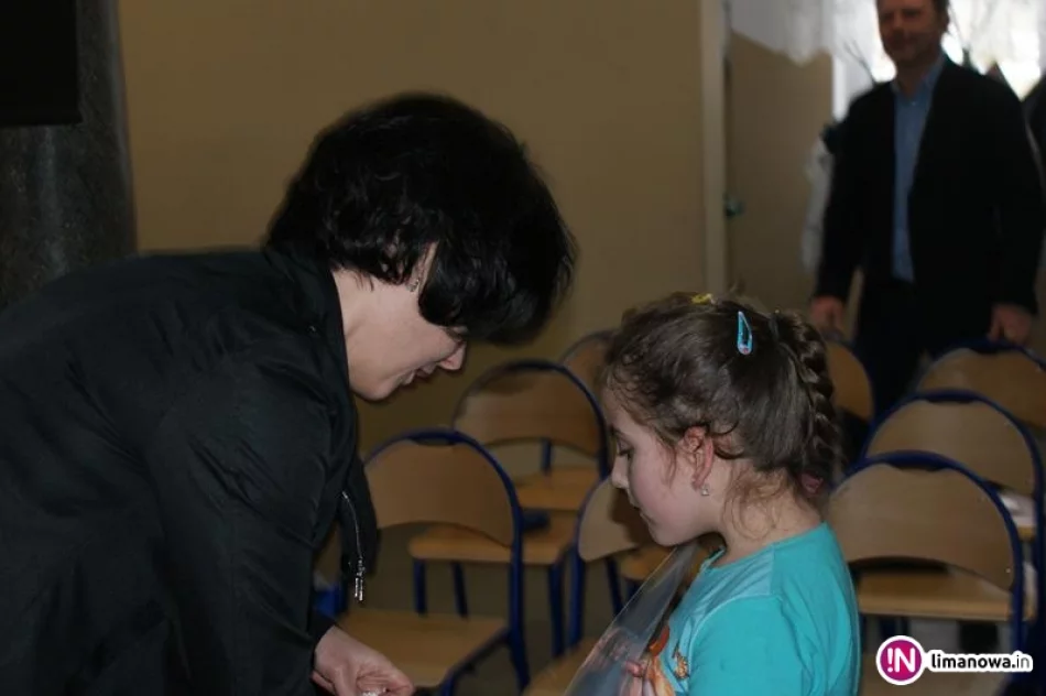 VIII Miejsko-Gminny Bożonarodzeniowy Konkurs Plastyczny dla dzieci niepełnosprawnych - zdjęcie 13